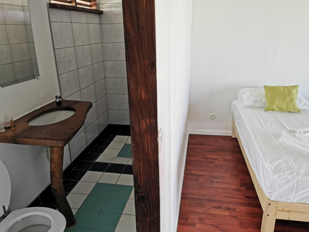 Aotera Guest House Avatoru Eksteriør billede